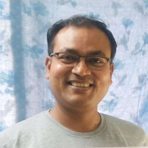 Dr Darpan Gangil